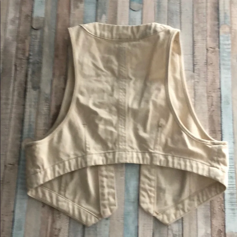 Women’s Cream Tailored Cotton Vest